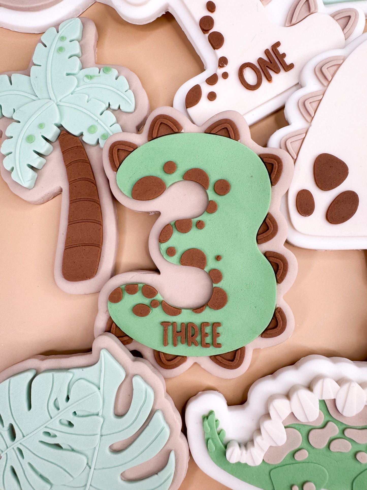 DINO Three Cookie Cutter & Stamp