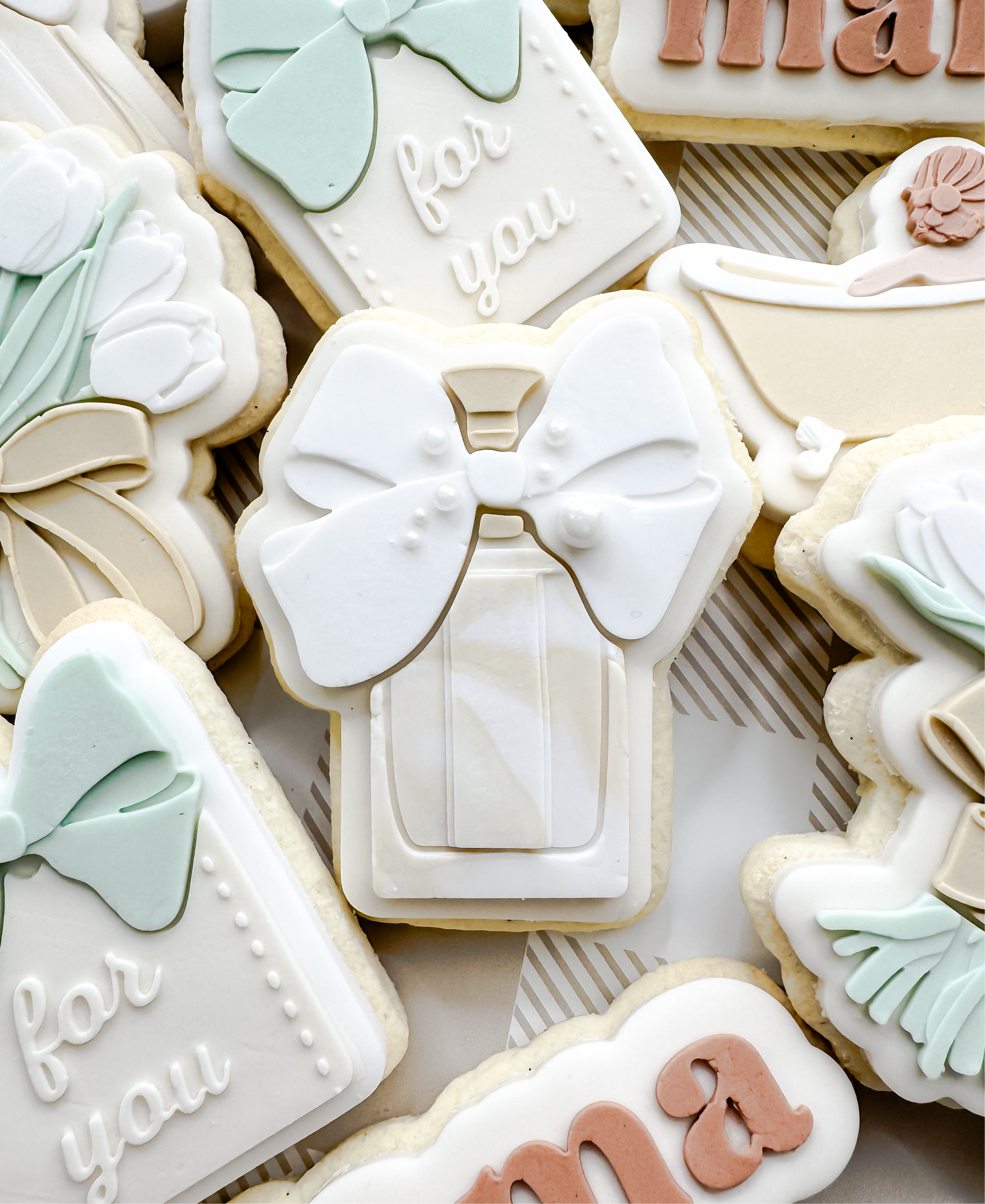 Perfume Bottle With Bow Cookie Cutter & Stamp