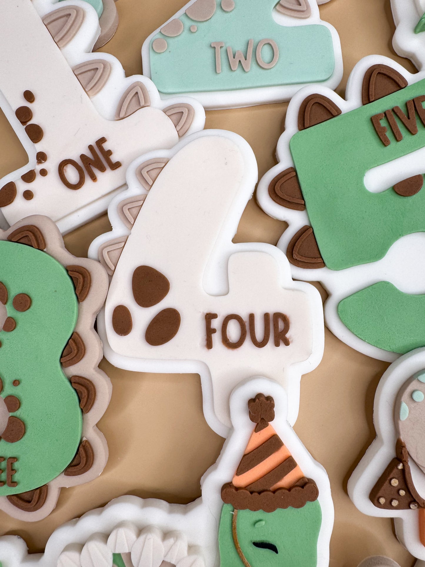 DINO Four Cookie Cutter & Stamp