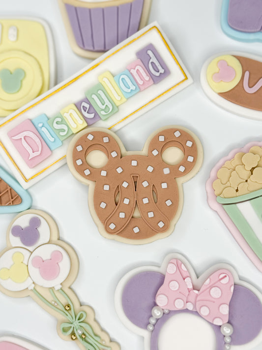 Mouse Pretzel Cookie Cutter & Stamp