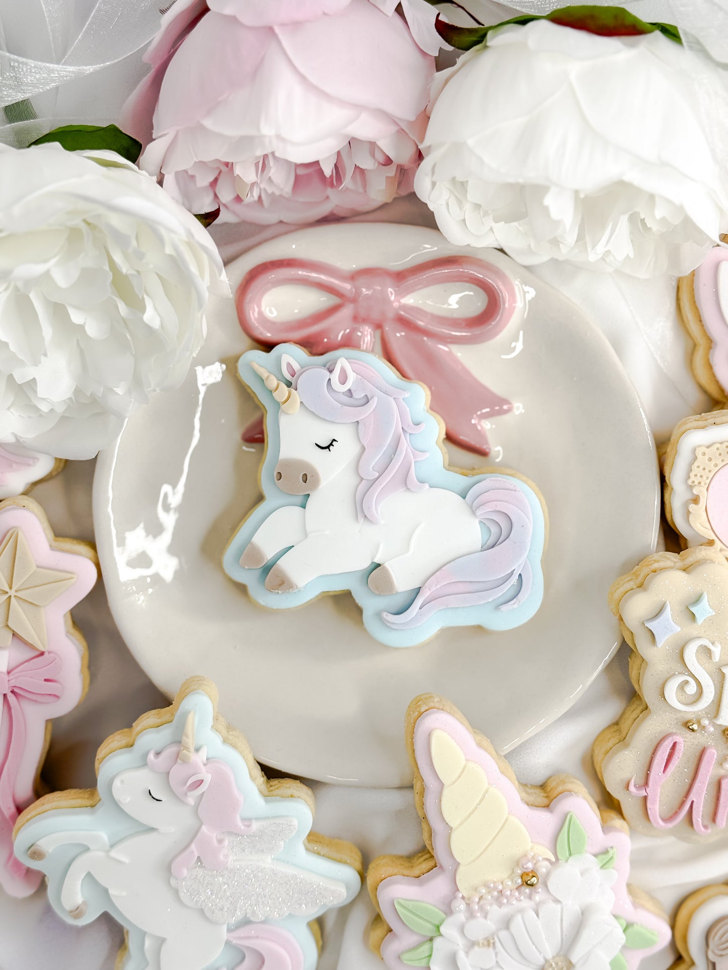 Sleepy Unicorn Cookie Cutter & Stamp