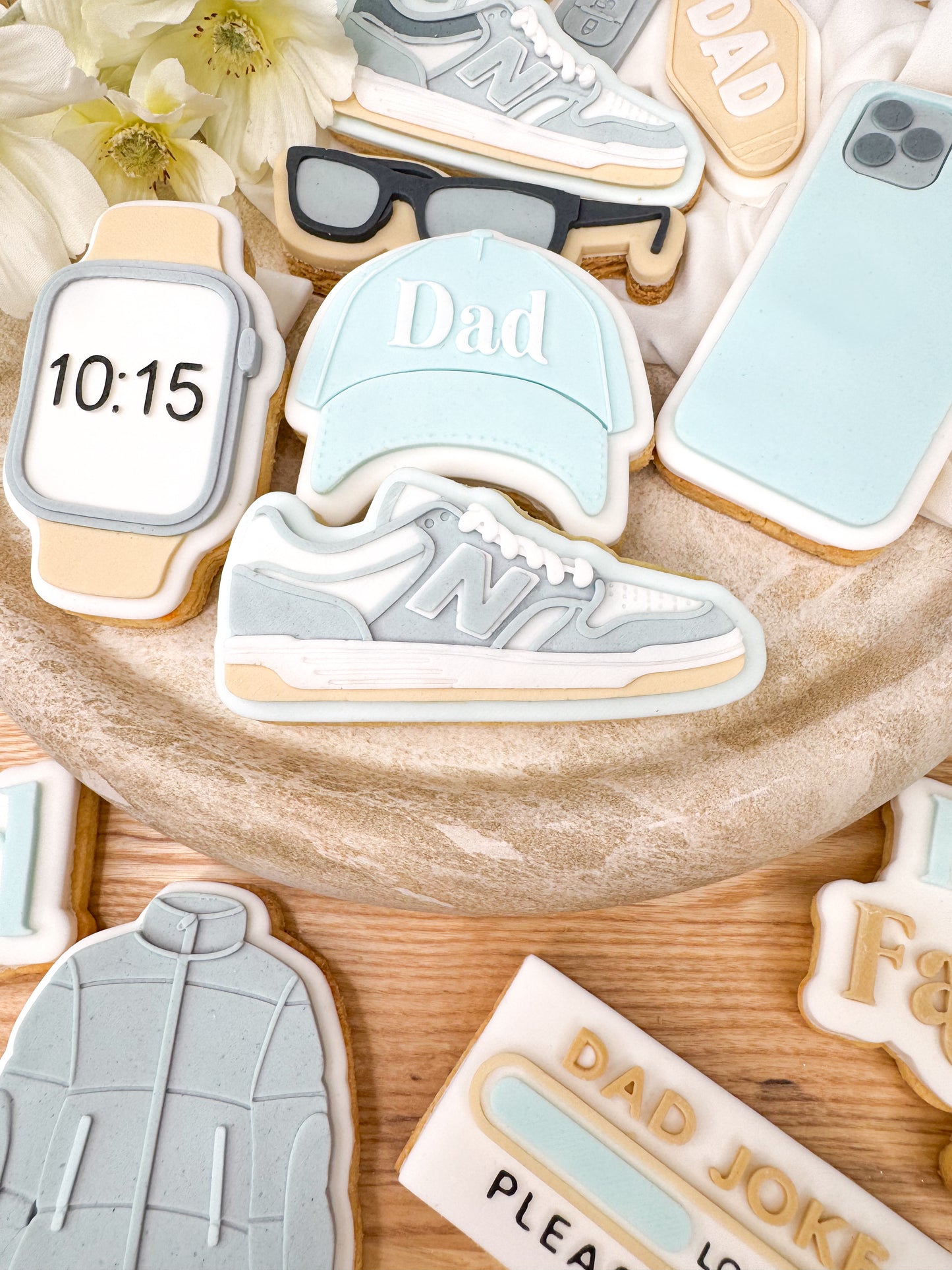 Sneaker Cookie Cutter & Stamp