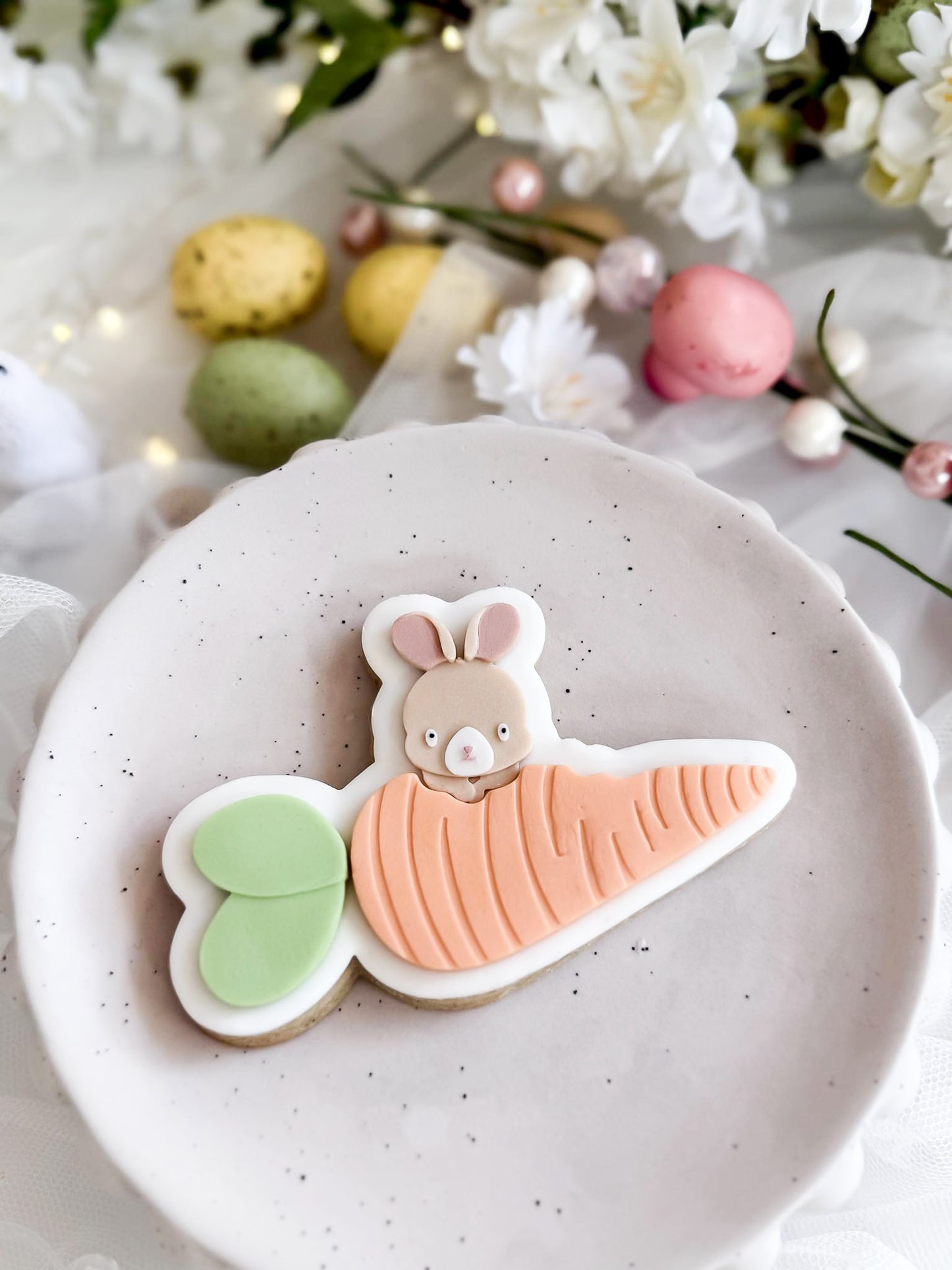 Bunny With Carrot Cookie Cutter & Stamp