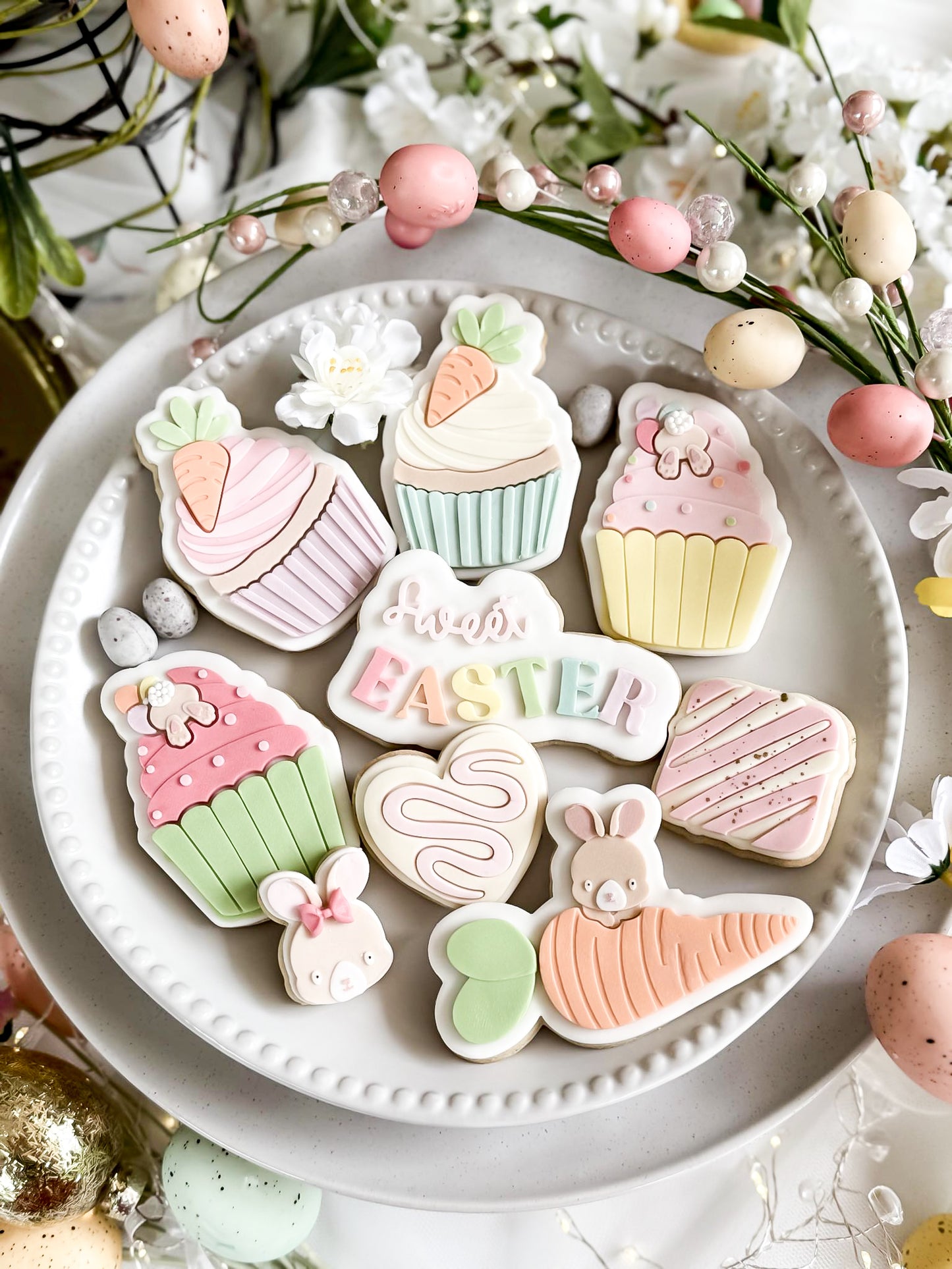 Bunny With Carrot Cookie Cutter & Stamp