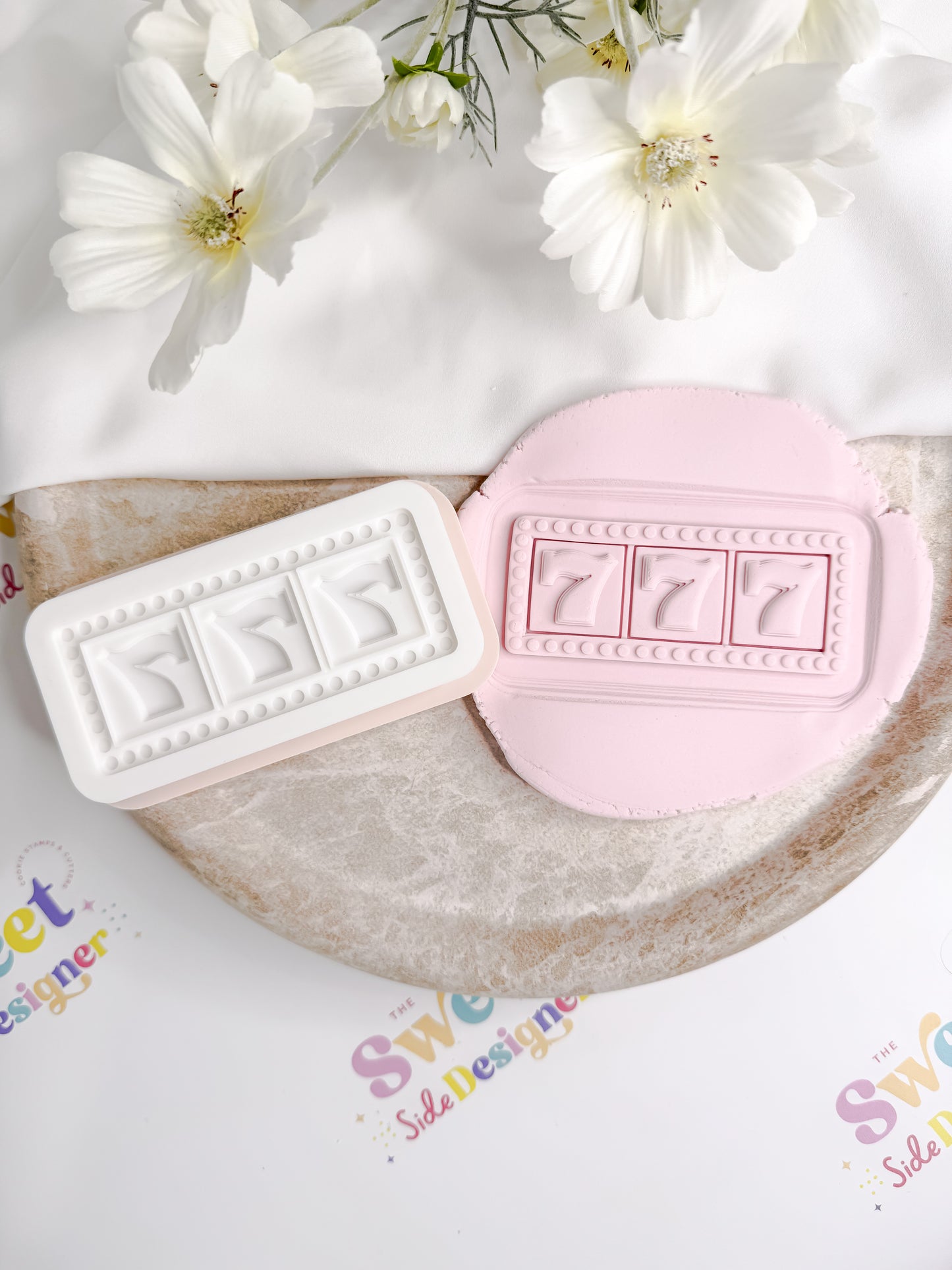 Slot Machine 777 Cookie Cutter & Stamp