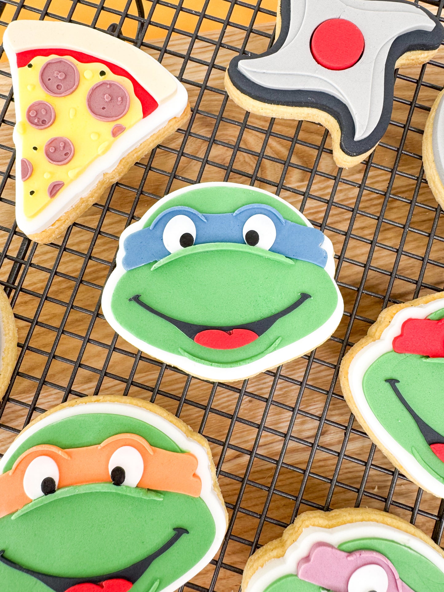 Super Turtle Cookie Stamp & Cutter