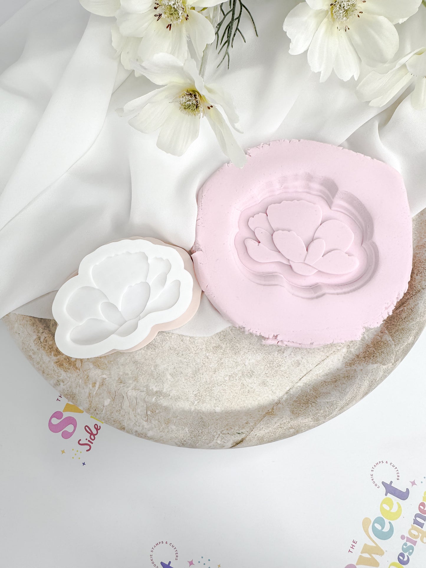 Carnation Cookie Cutter & Stamp