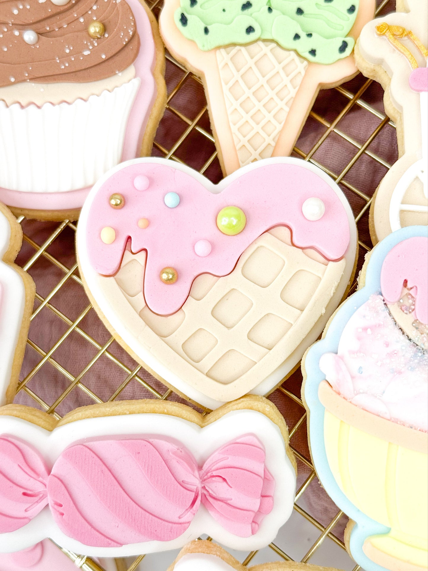 Waffle heart Drip Cookie Cutter & Stamp