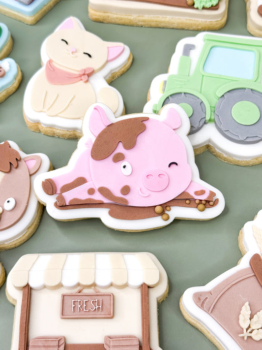 Cute Pig Cookie Cutter & Stamp