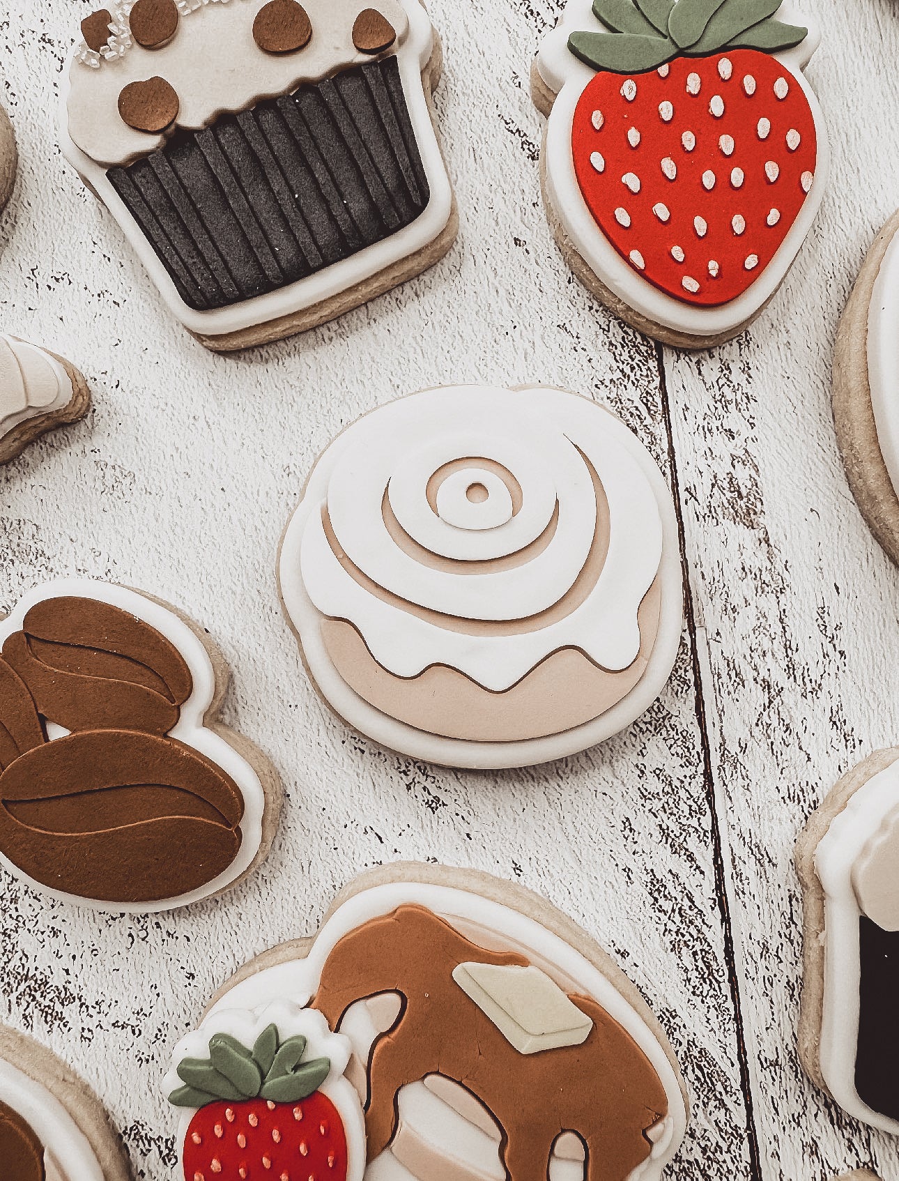 Cinnamon Bun Cookie Cutter &amp; Stamp