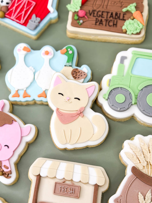 Farm Cat Cookie Cutter & Stamp