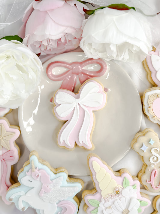 Classic Bow Cookie Cutter & Stamp