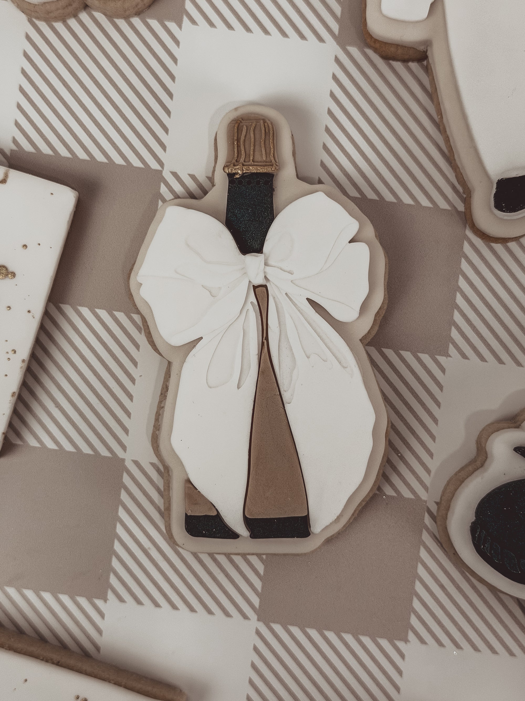 Champagne Bottle With Bow Cookie Cutter &amp; Stamp
