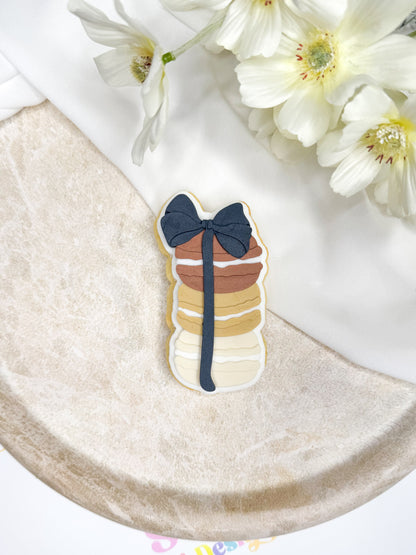 Macaron With Bow Cookie Cutter & Stamp