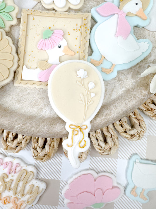 Balloon With Florals Cookie Cutter & Stamp