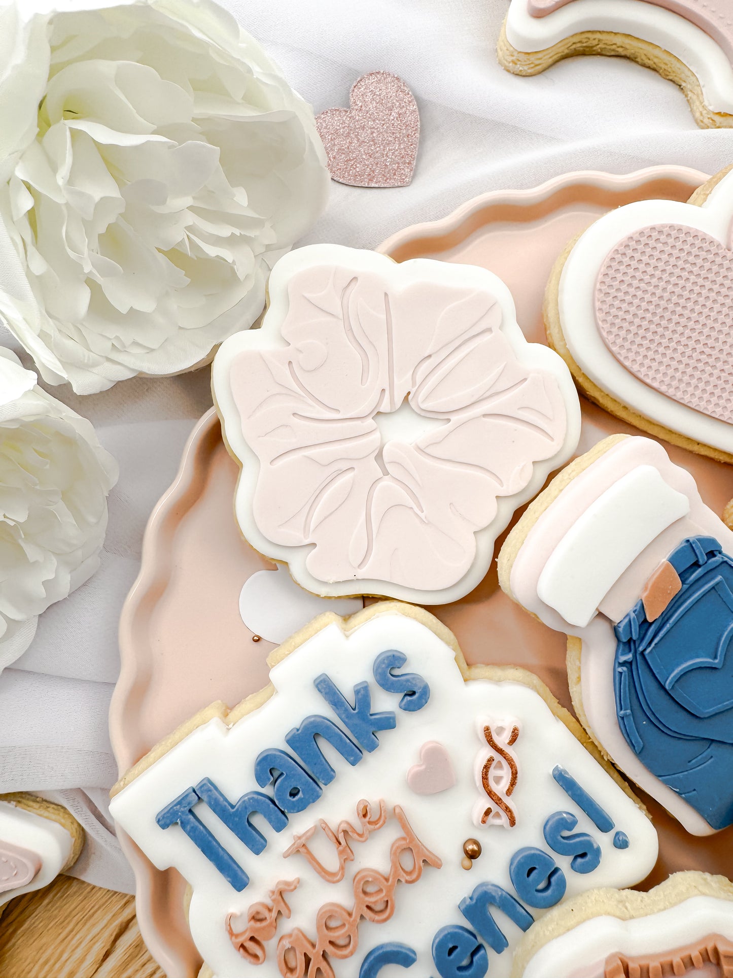 Scrunchie Cookie Cutter & Stamp