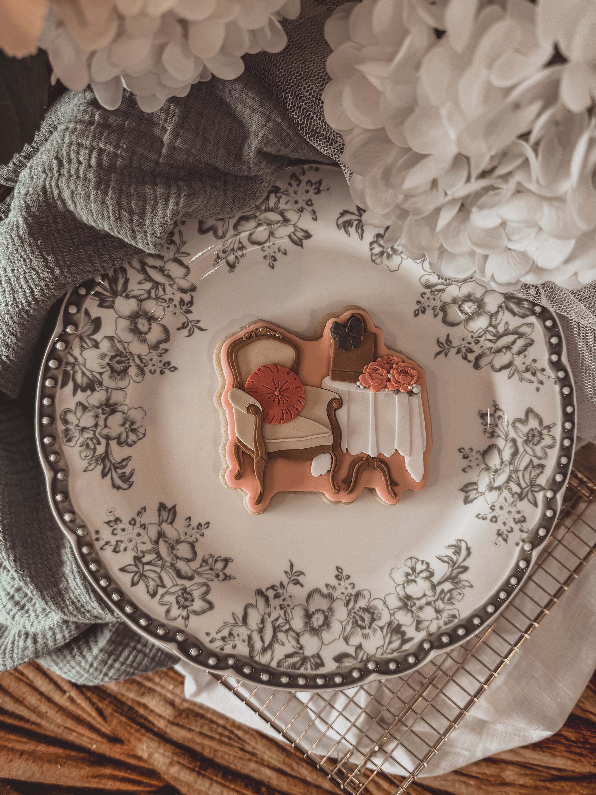 Brunch Table Cookie Cutter &amp; Stamp