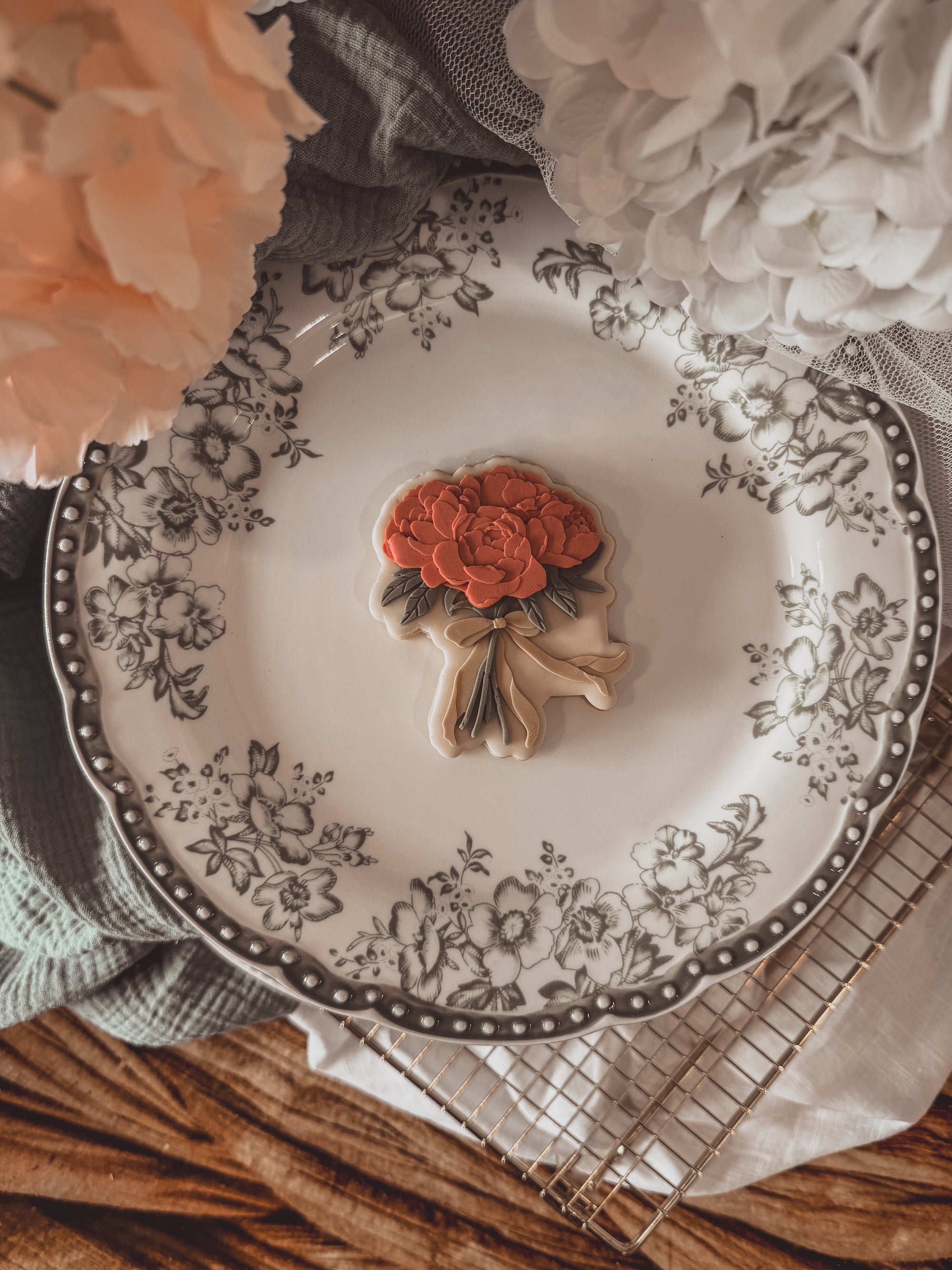 Peony Bouquet With Ribbon Cookie Cutter &amp; Stamp