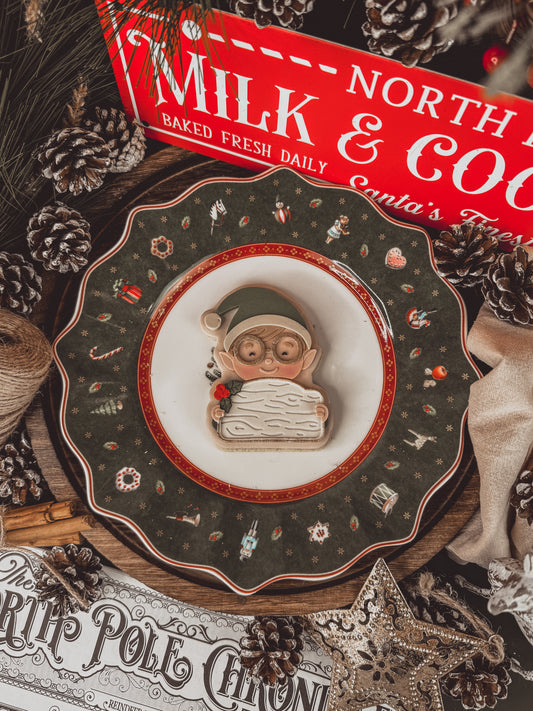 Elf With Blank Sign Cookie Cutter & Stamp