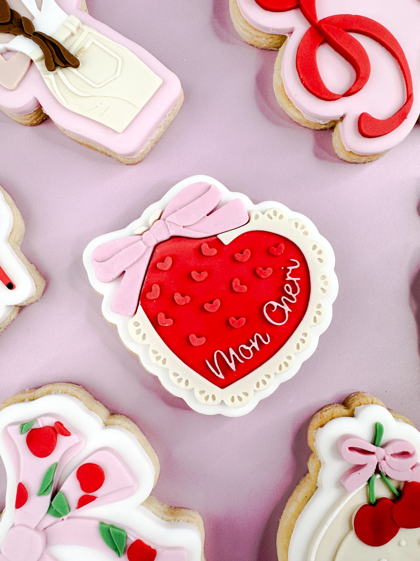 Mon Cheri Lacey Heart With Bow Cookie Cutter & Stamp