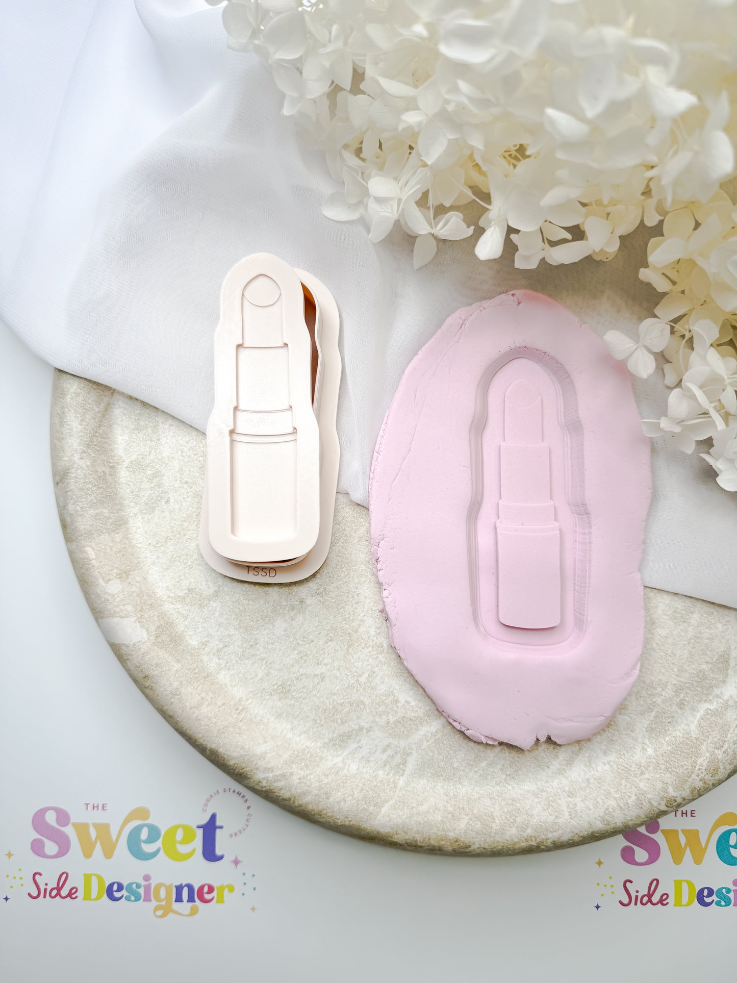 Lip Stick Cookie Cutter & Stamp