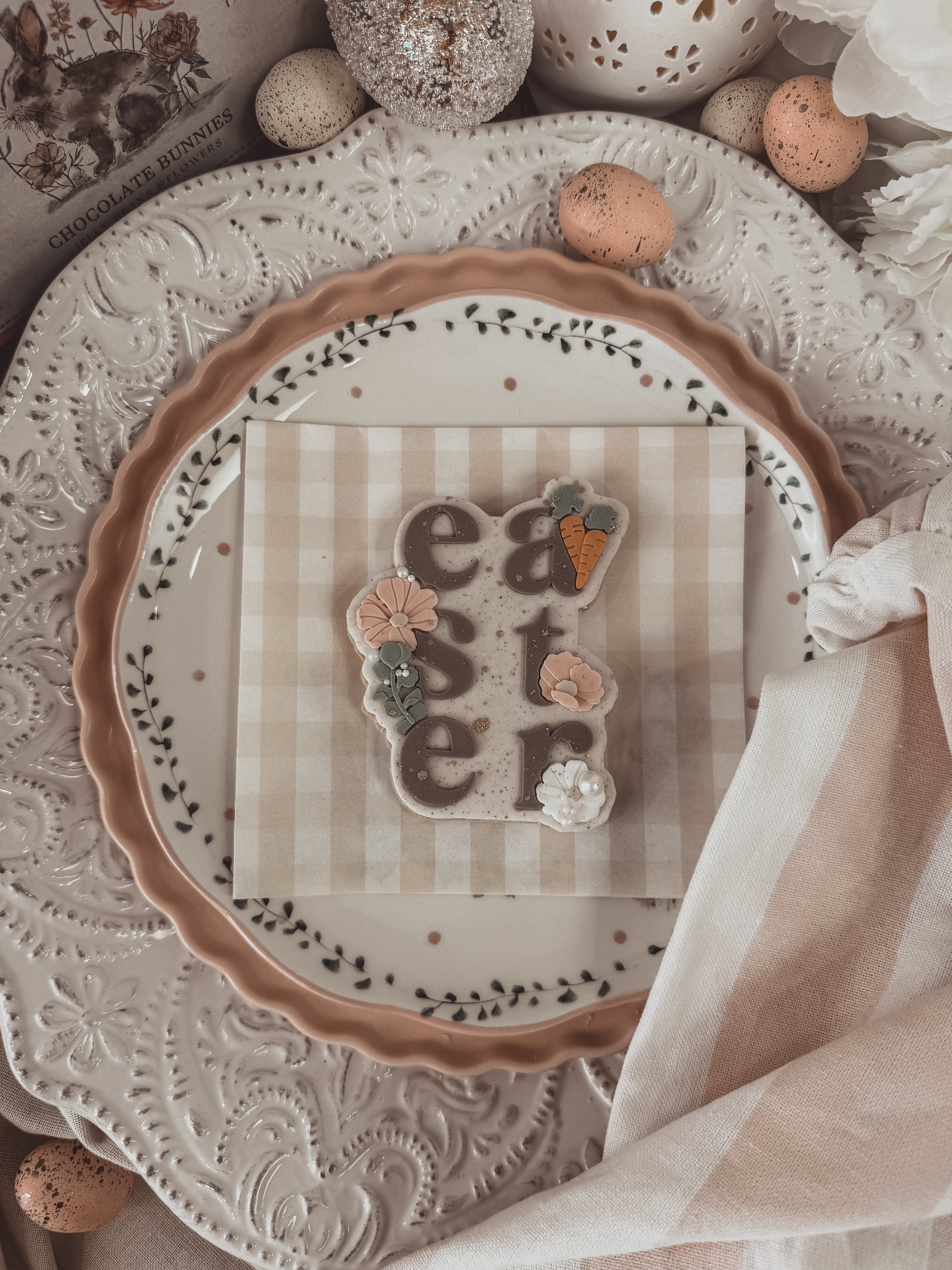 Easter With Florals Cookie Cutter &amp; Stamp