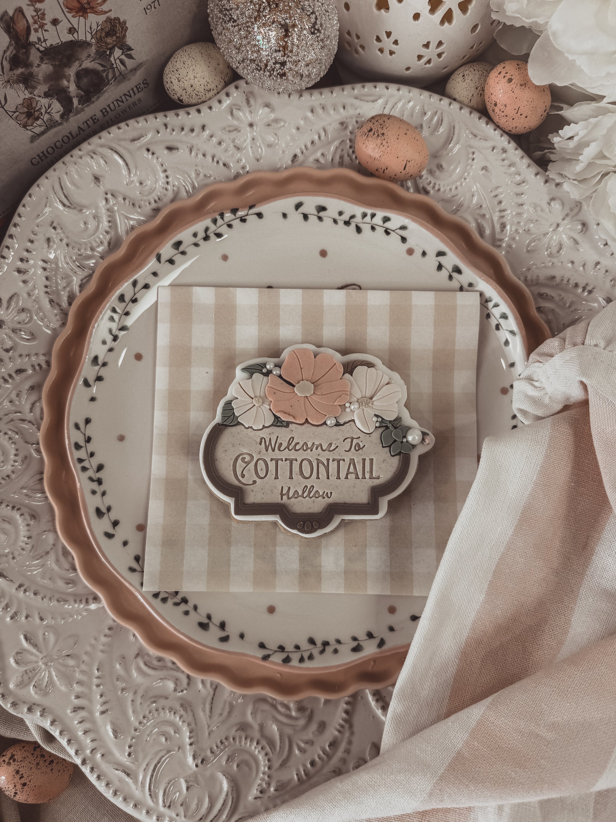 Welcome To Cottontail Hollow Sign Florals Cookie Cutter &amp; Stamp