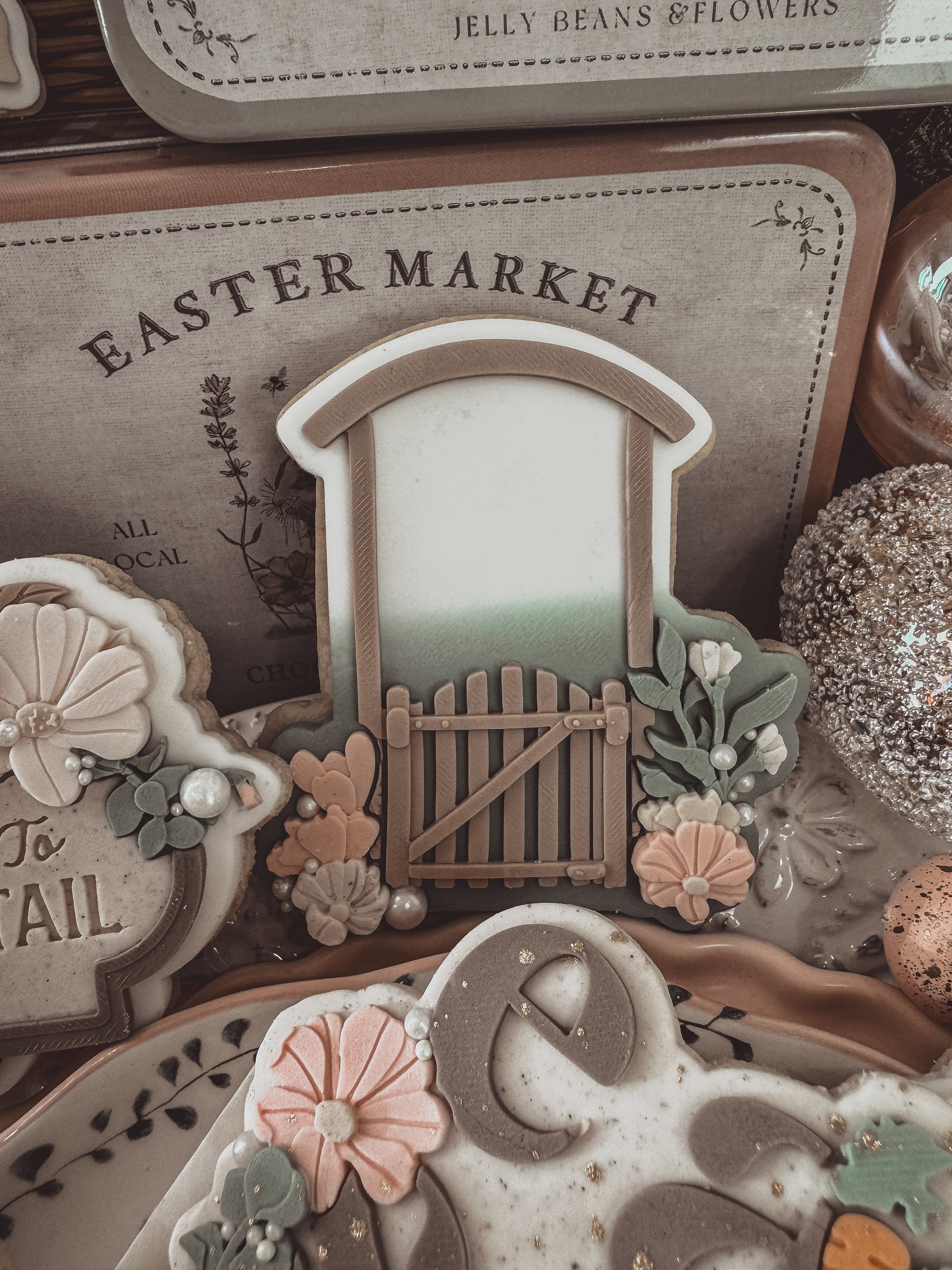 Garden Gate With Florals Cookie Cutter &amp; Stamp