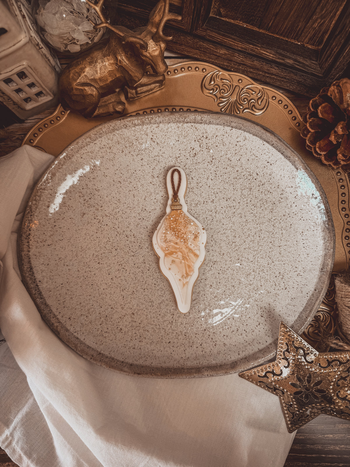 Tear Drop Ornament Cookie Cutter &amp; Stamp