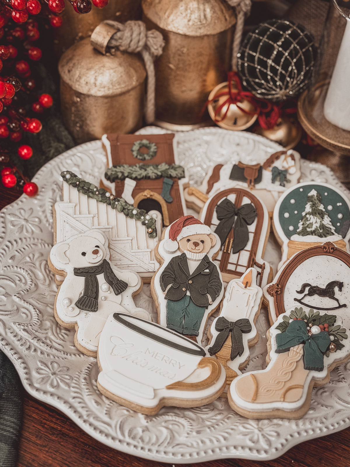 Classic Bear Knit Scarf Cookie Cutter &amp; Stamp