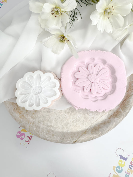 Daisy Cookie Cutter & Stamp